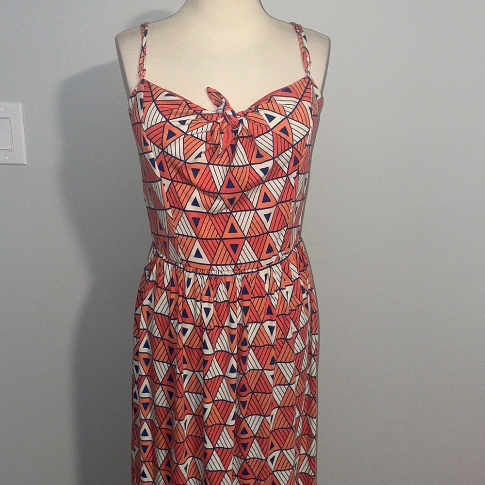 Like new abstract print maxi dress!!